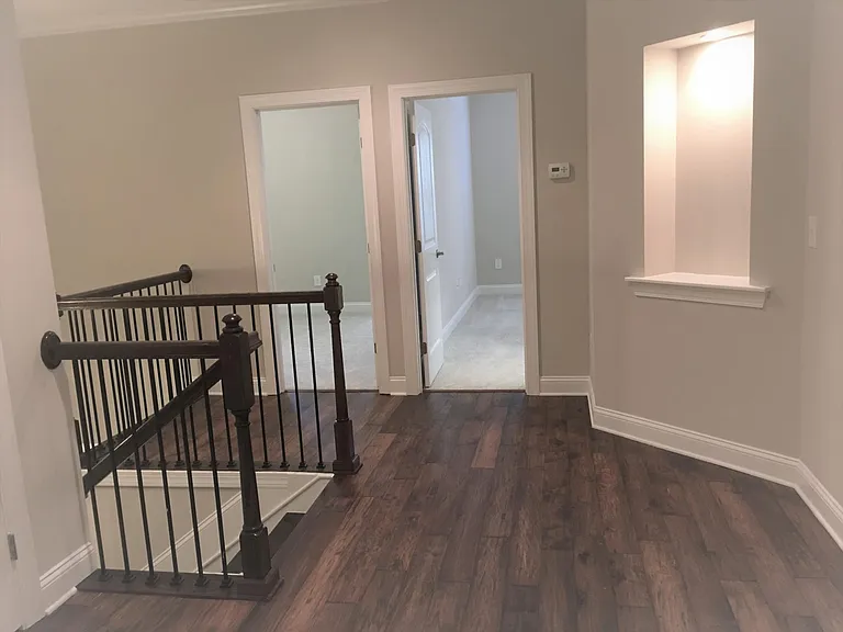 212 Daymire Glen Ln — Photo 30