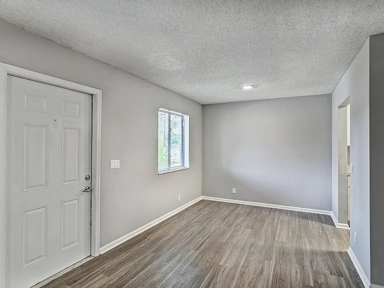 9186 Roan Ln — Photo 10