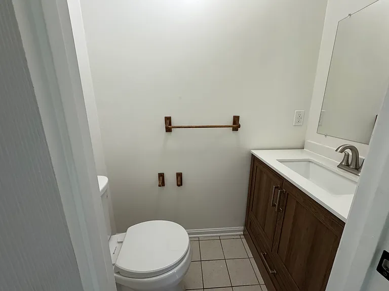 2335 Elderberry Ln — Photo 13