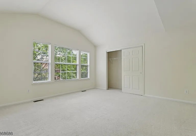 48 Landau Rd — Photo 9