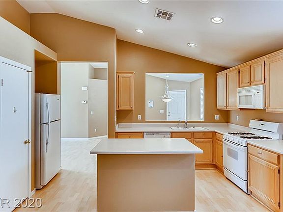 5th image of 8901 Big Bear Pines Ave