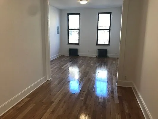 Rented by RV Realty | media 10