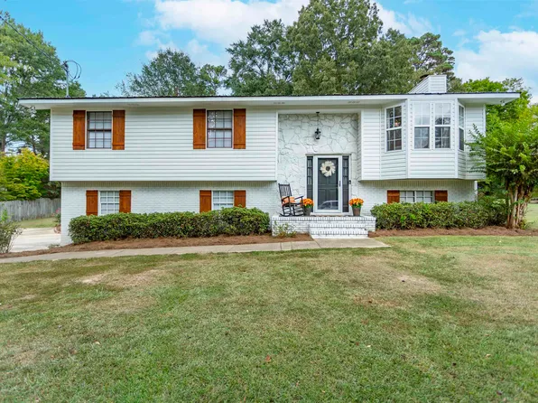 609 Greenwood Cir, Mount Olive, AL 35117