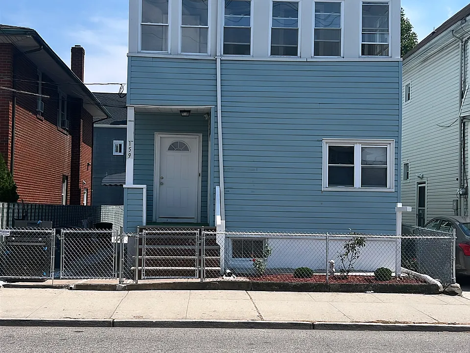 159 Ackerman Ave #2