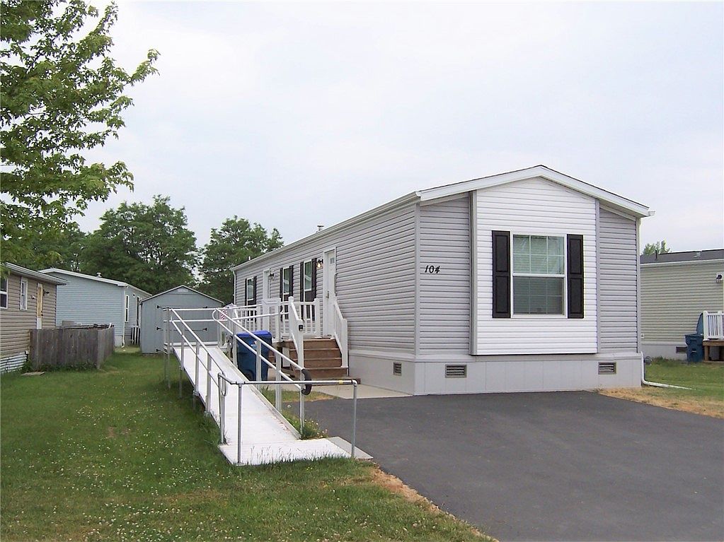 104 Elmhurst Dr, Lockport, NY 14094 Zillow