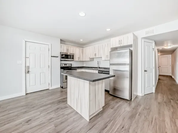 1530 Logan Ave #1, Winnipeg, MB R3E 1S3