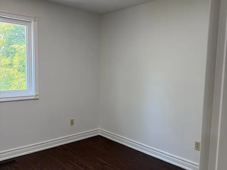 51 Wright Cres — Photo 10