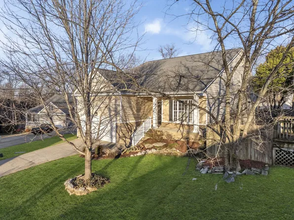 204 Deep Woods Ct, Nashville, TN 37214