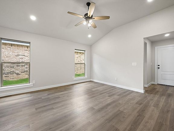 5th image of 10507 Abbeville Ave