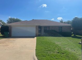 1113 Lisa Ln, Burkburnett, TX 76354