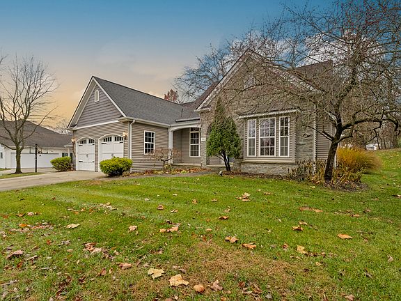 5th image of 3901 Terrace Woods Dr