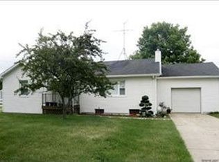 251 S Nottawa St, Mendon, MI 49072