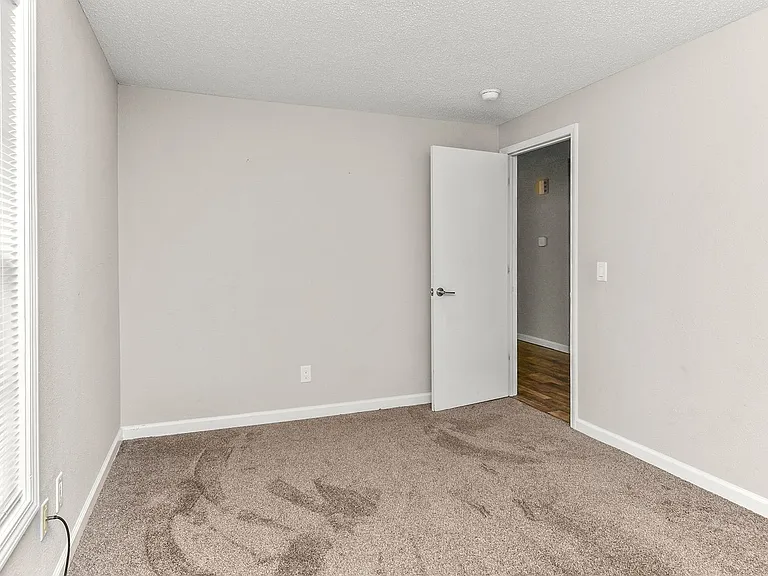 2626 W Hanover Dr — Photo 25