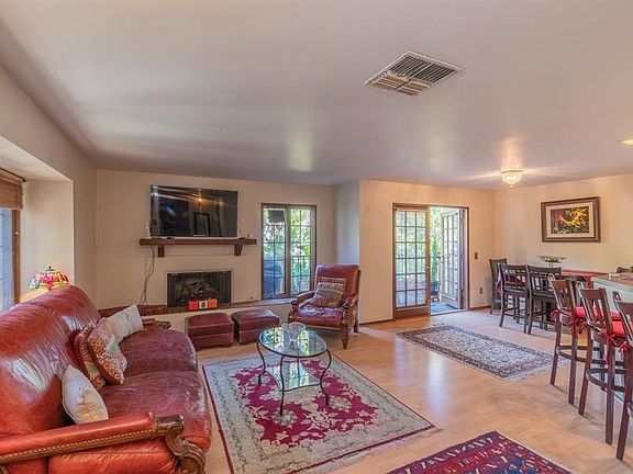 3rd image of 8642 Villa La Jolla Dr Unit 1