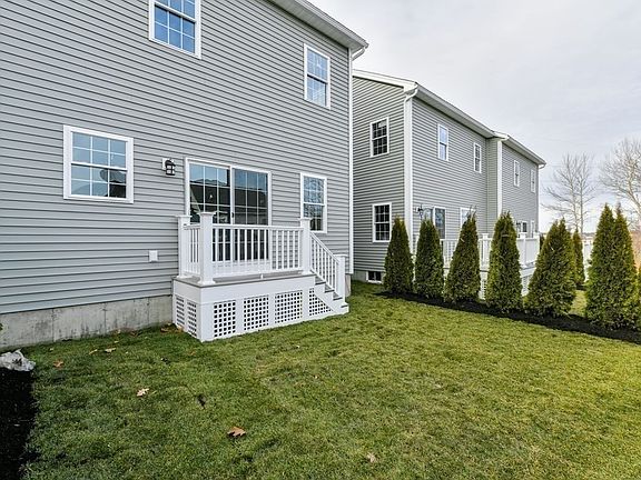 5th image of 23 Bellevue Ave #1