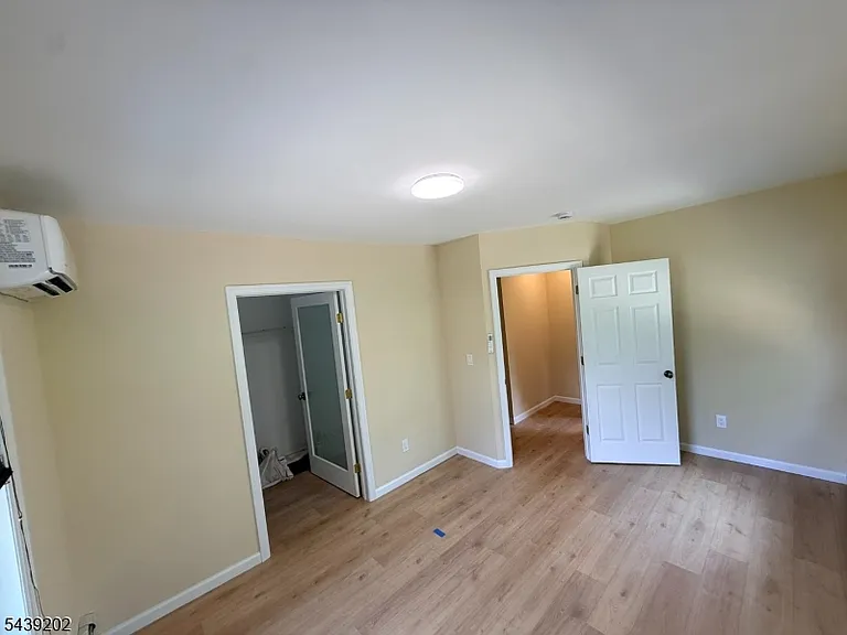 48 Ringwood Ave #B — Photo 12