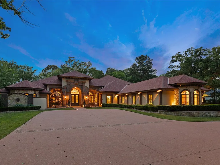 3705 Champions Ridge Ln — Photo 48