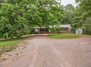 3383 New Bethel Rd, Selmer, TN 38375