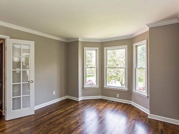 5th image of 818 Spyglass Ln