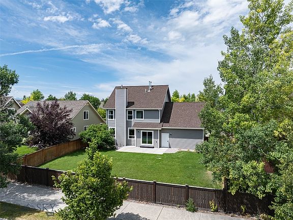 2nd image of 3174 Madrona Ln