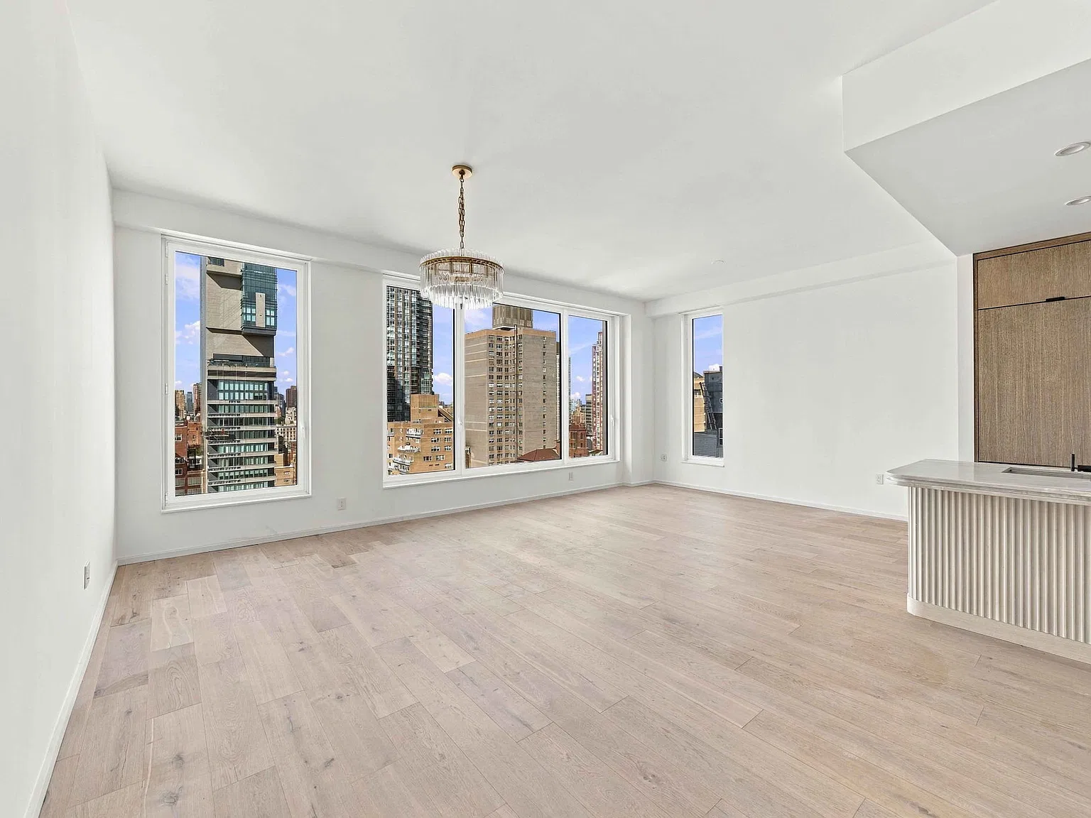 249 East 62nd Street — Photo 2