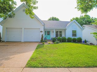 202 Oak Park Village Dr, Grover, MO
