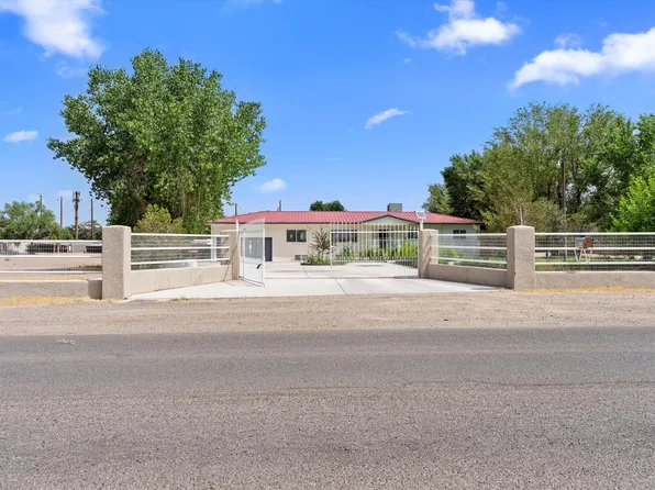 2831 Raymac Rd SW, Albuquerque, NM 87105
