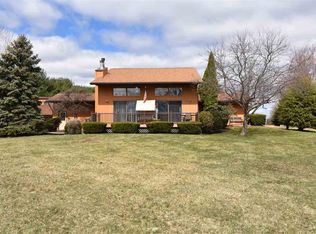 4 Miller Rd, Ballston Lake, NY 12019