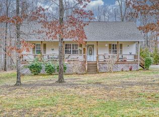644 Robs Rd, Grimsley, TN 38565