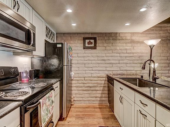 4th image of 439 Ala Wai Blvd APT 98