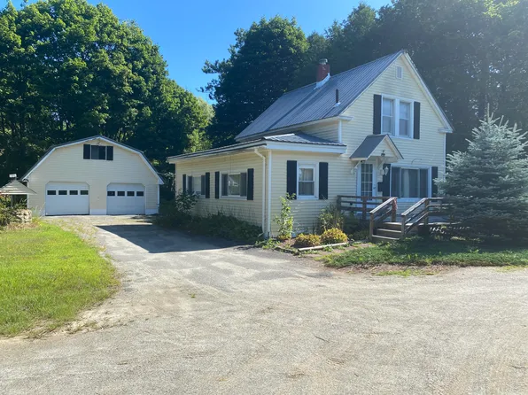 5 Charles Street, Lincoln, ME 04457
