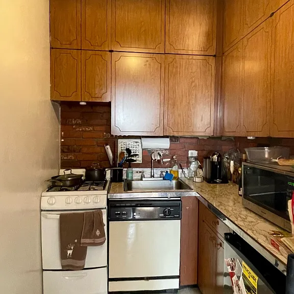 1555 2nd Ave #2F — Photo 6