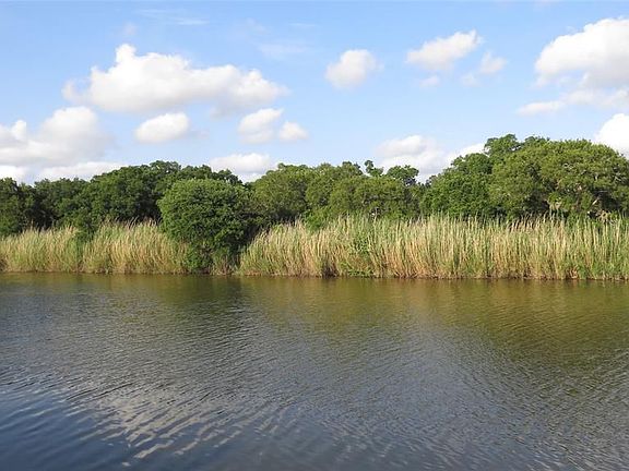 4th image of 2746 Shady Creek Ln #0