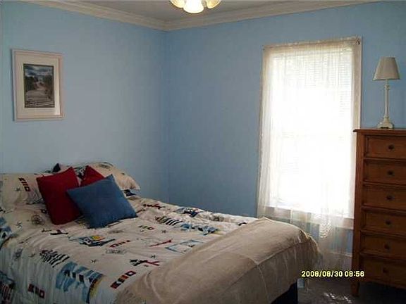 4th image of 213 Graceland Dr
