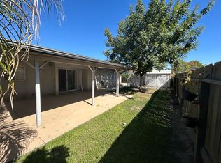 551 W Windsor Dr, Hanford, CA 93230