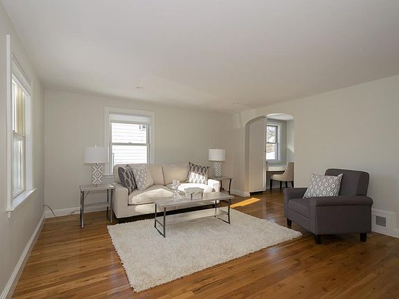 2nd image of 153 Woburn St
