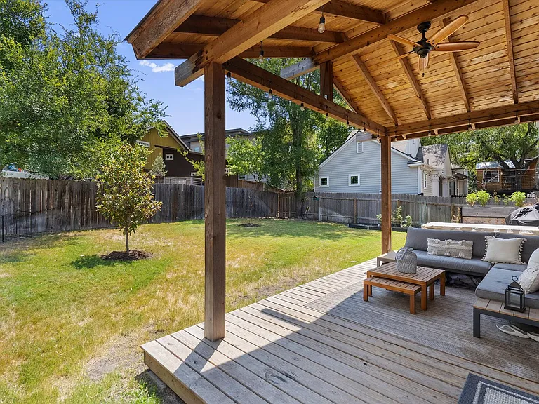 1309 Fort Branch Blvd — Photo 24