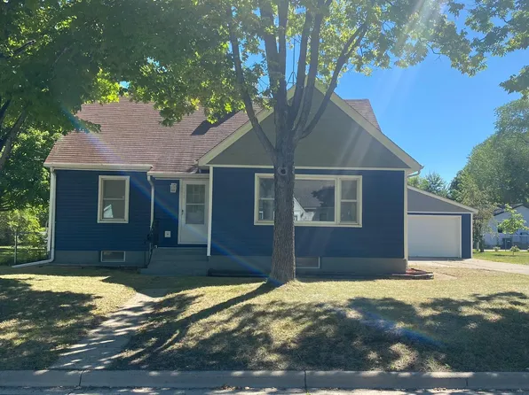 32 3rd Ave SE, Saint Joseph, MN 56374