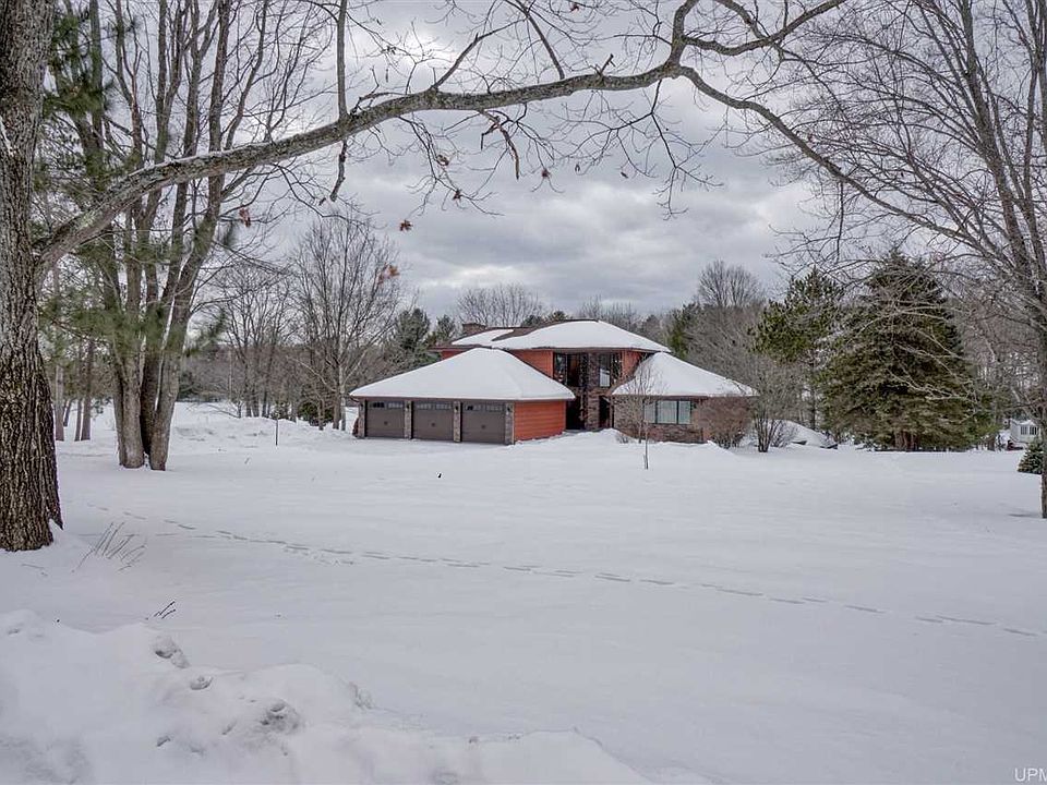 8999W8999 Frei Dr, Iron Mountain, MI 49801 Zillow