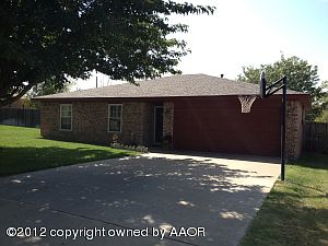 2nd image of 7815 Sombrero Dr