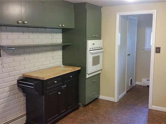 3rd image of 310 N Hamilton St