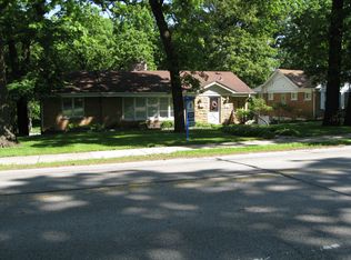 327 W Bloomingdale Rd, Itasca, IL 60143