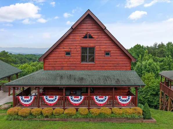 669 Stockton Dr, Sevierville, TN 37876
