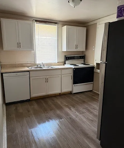 117 S Fairview Ave — Photo 6