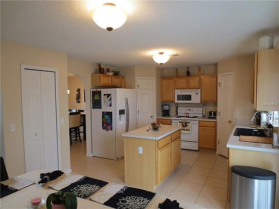 3rd image of 2928 Elbib Dr