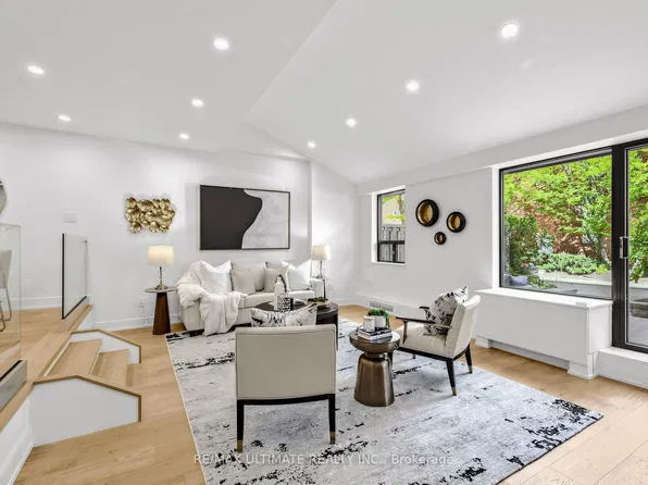 40 Sylvan Valleyway #308, Toronto, ON M5M 4M3
