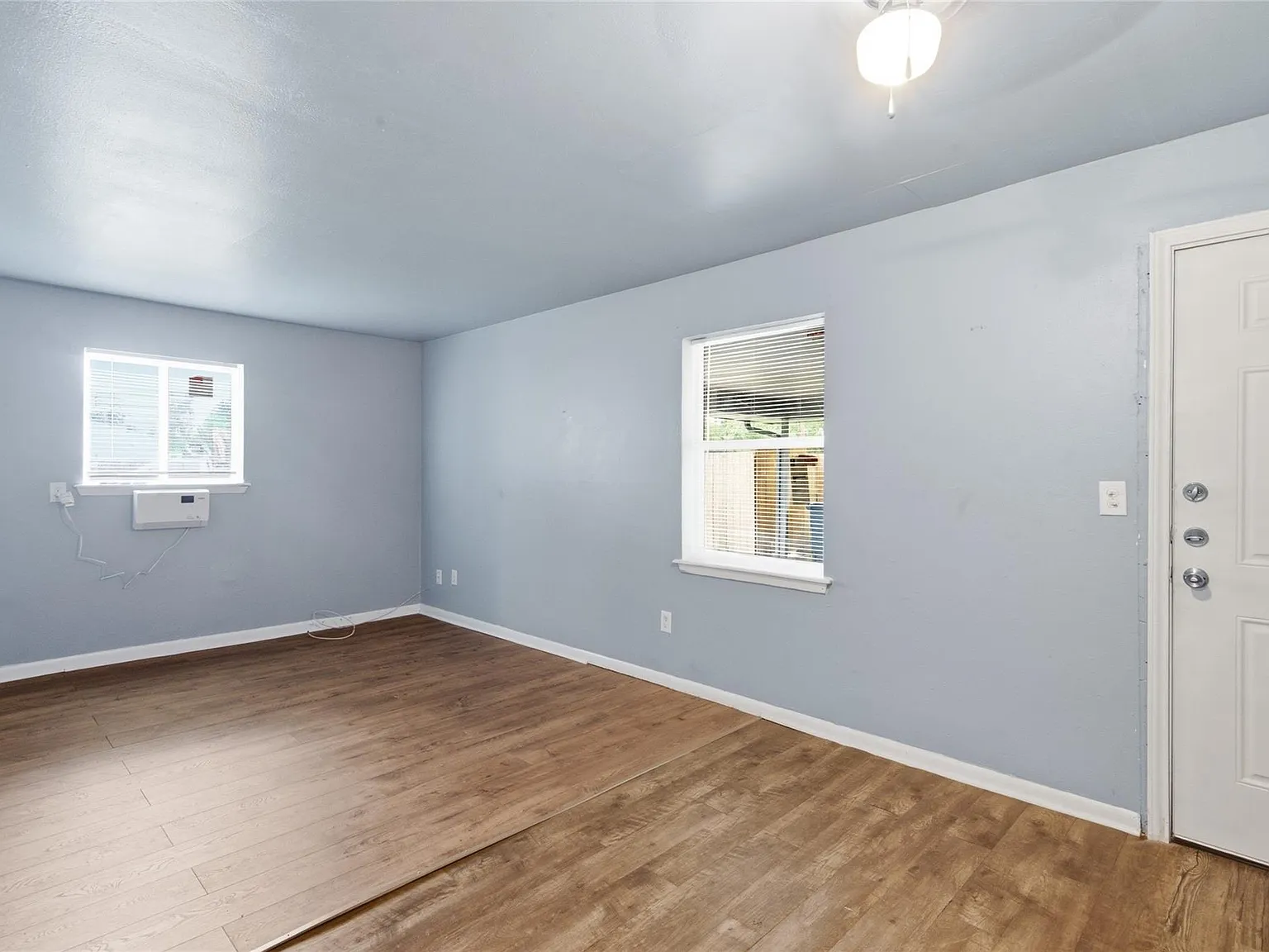 1 bed, 1.0 bath, 1250 sqft, $700 — Photo 4