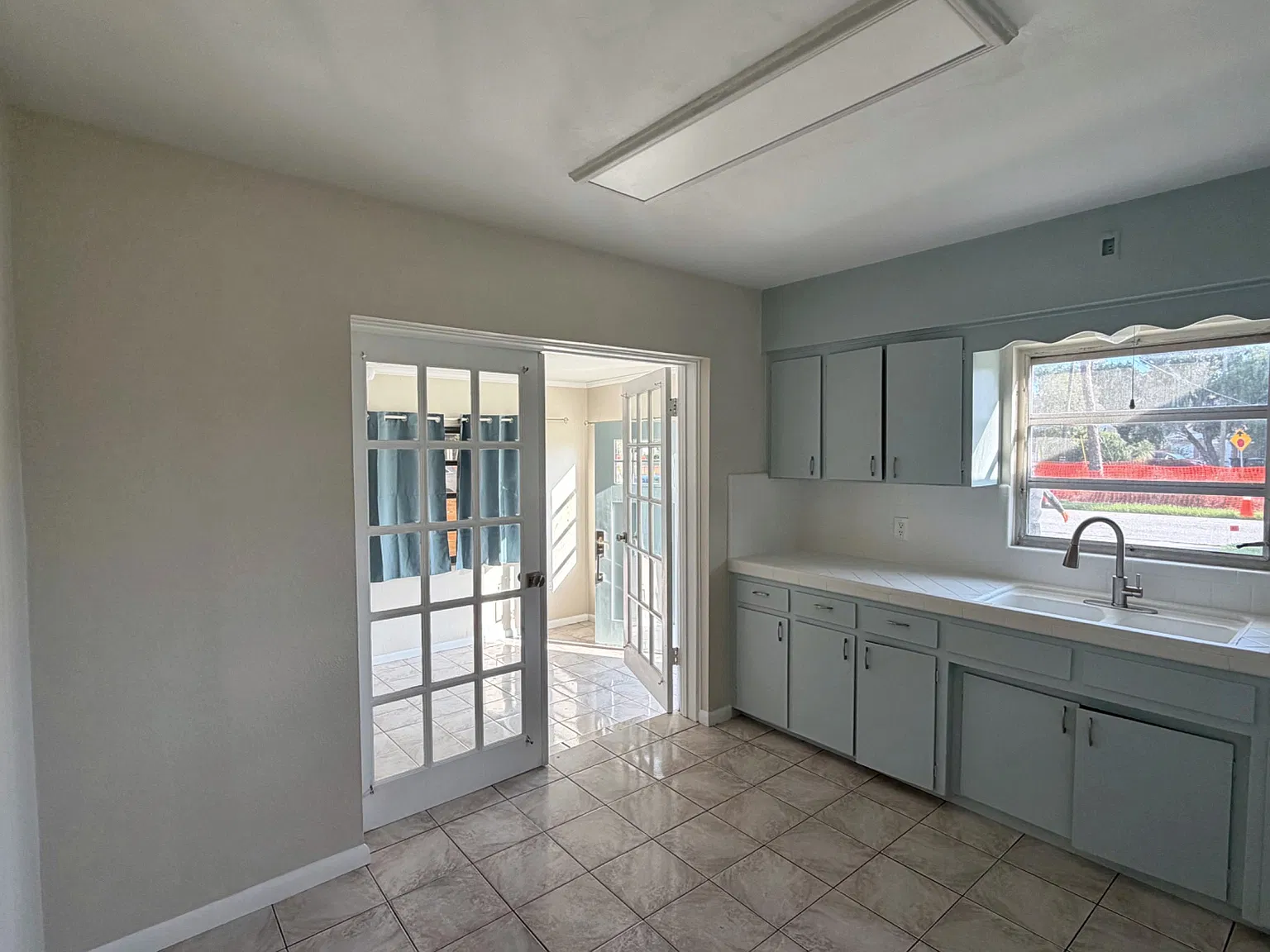 3705 West Gray Street - 1 — Photo 3