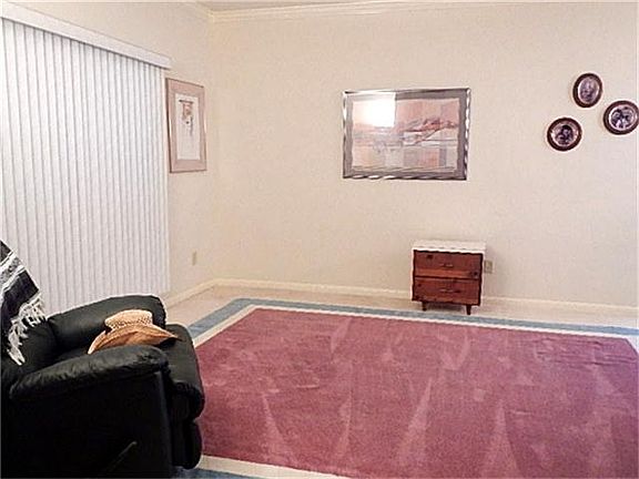 5th image of 1326 Shrub Oak Dr