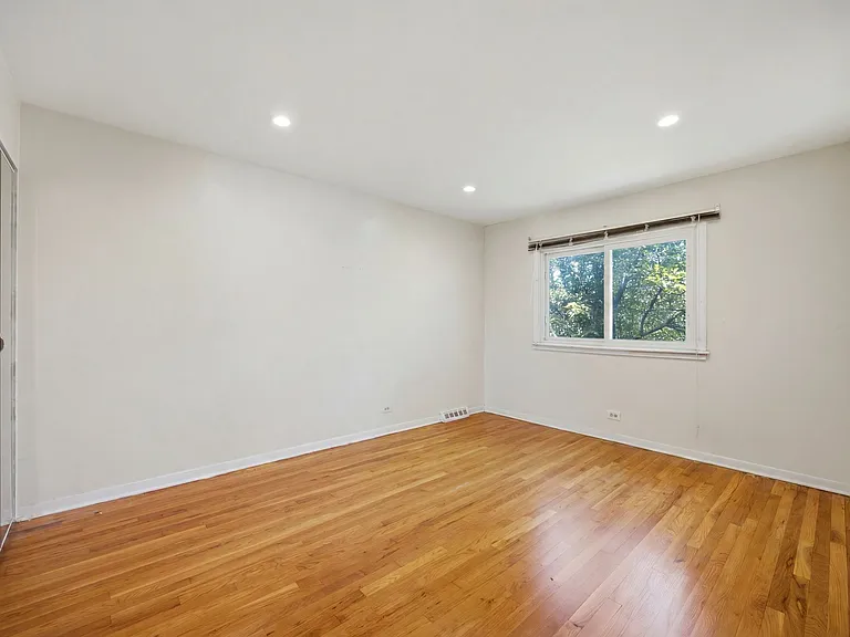1142 Brighton Pl — Photo 16